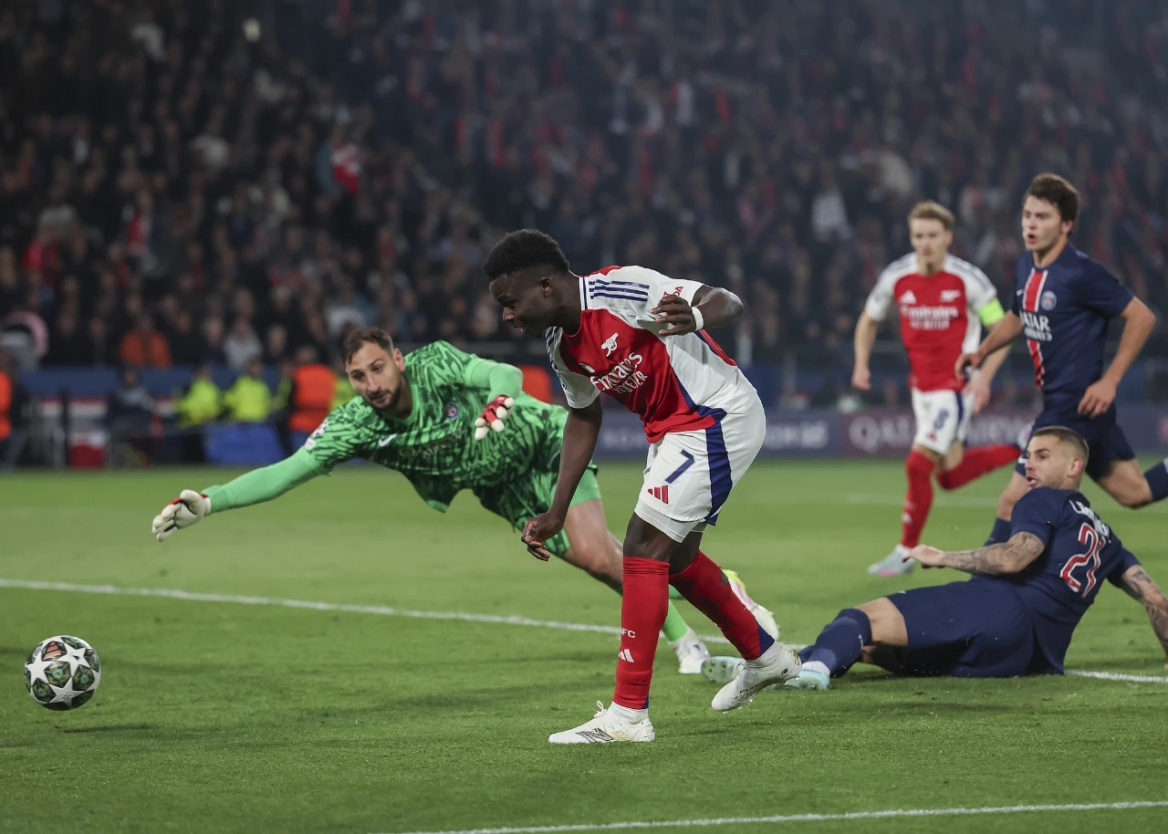 Leyu包含巴黎圣日耳曼发布备战花絮,窗口期内部沟通,葡超任务艰巨,团队化学反应显著的词条